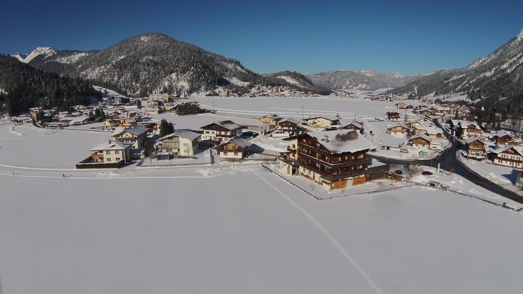 Haus Karoline Apartamento Achenkirch Exterior foto